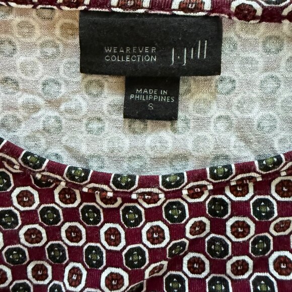 J. Jill Wearever Collection Burgundy Geometric Print Tunic Top Small Rayon Blend - Picture 4 of 6